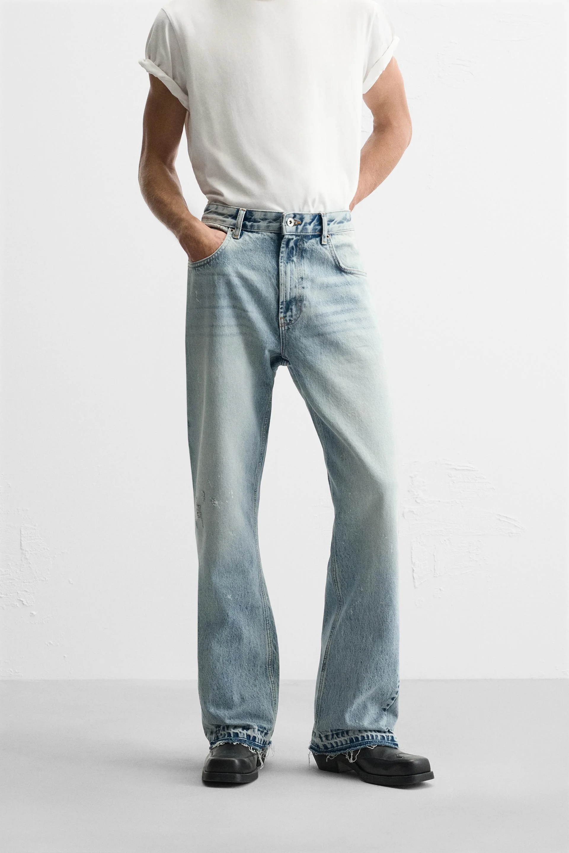 Washed Flared Jeans™ - Image 6